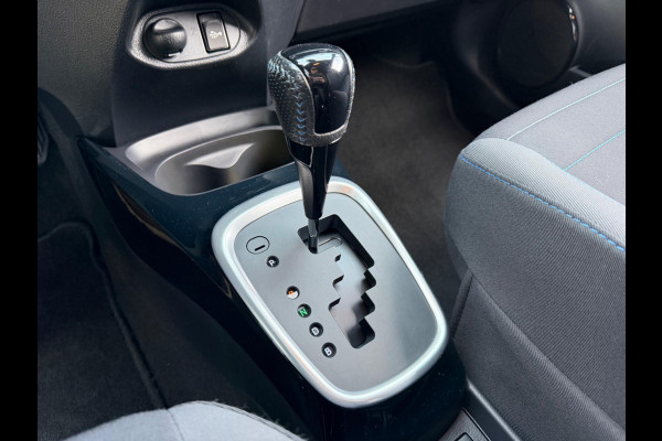 Toyota Yaris 1.5 Hybrid Bi-Tone 1e eigenaar, NAP, KeyLess, Camera