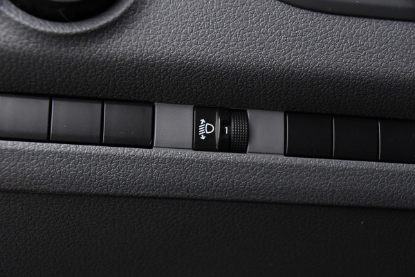 Peugeot Expert 2.0 BlueHDI 120 Long Asphalt DC 360 Camera, Cruise, Carplay, 2 x Schuifdeur, Multimedia, 122pk, Trekhaak, Sensoren, Uniek!