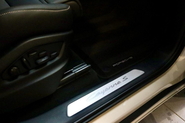 Porsche Cayenne Coupé S E-Hybrid Coupe NL|Cashmer|4W sturing|SportDesign