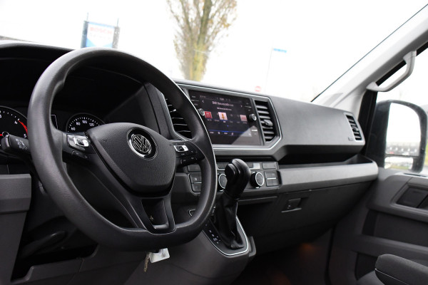 Volkswagen Crafter 35 2.0 TDI L3H2 PB Edition Adaptieve Cruise, Camera, Sensoren, 177pk, Automaat, LED, Multimedia, Trekhaak, Uniek!