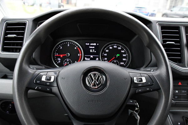 Volkswagen Crafter 35 2.0 TDI L3H2 PB Edition Adaptieve Cruise, Camera, Sensoren, 177pk, Automaat, LED, Multimedia, Trekhaak, Uniek!