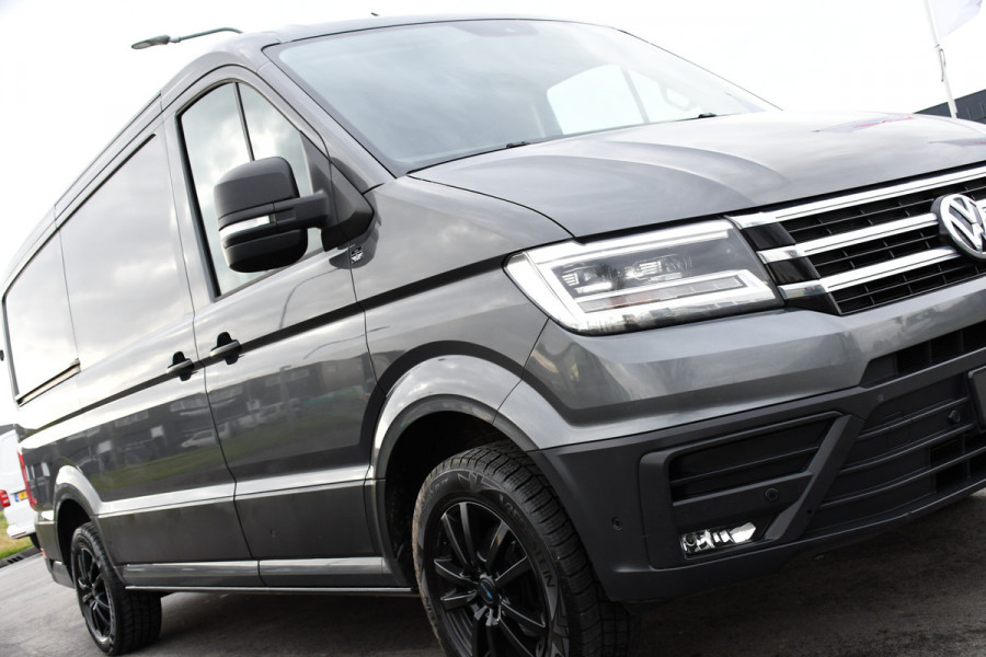 Volkswagen Crafter 35 2.0 TDI L3H2 PB Edition Adaptieve Cruise, Camera, Sensoren, 177pk, Automaat, LED, Multimedia, Trekhaak, Uniek!