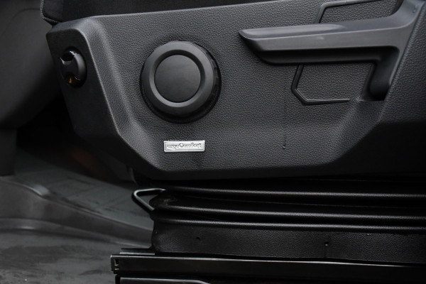 Volkswagen Crafter 35 2.0 TDI L3H2 PB Edition Adaptieve Cruise, Camera, Sensoren, 177pk, Automaat, LED, Multimedia, Trekhaak, Uniek!