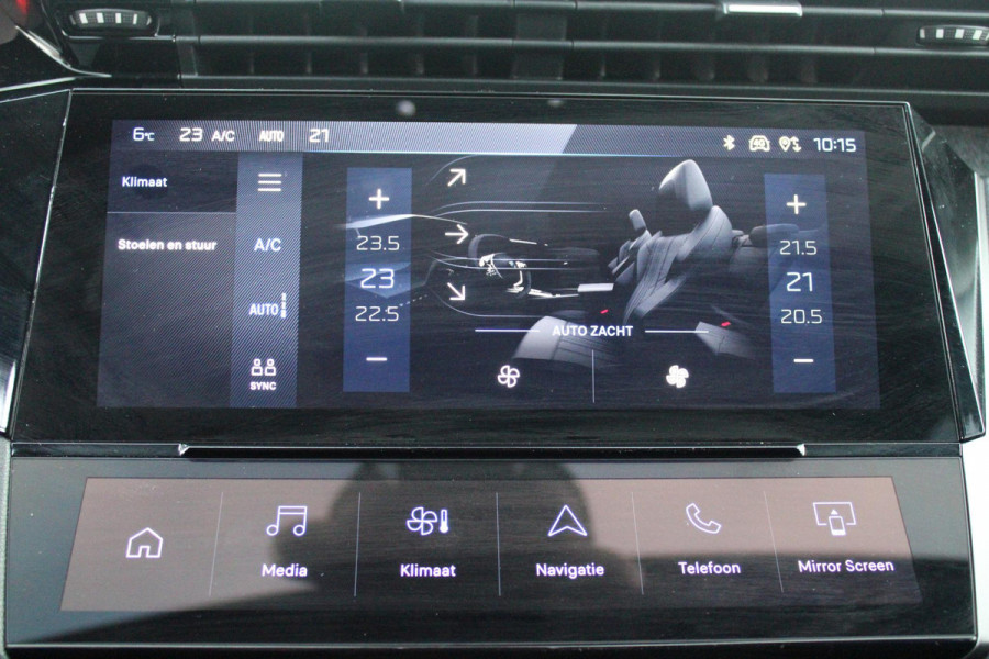 Peugeot 308 SW 1.2 Hybrid 145PK e-DCS6 ALLURE | AGR COMFORT STOELEN | AFNEEMBARE TREKHAAK | KEYLESS ENTRY/START | NAVIGATIE | DRAADLOZE APPLE CARPLAY/ANDROID AUTO | ACHTERUITRIJ CAMERA | STOEL/STUUR VERWARMING | LICHTMETALEN VELGEN 17" | ADAPTIVE CRUISE CONTROL | DAB+ RADIO |