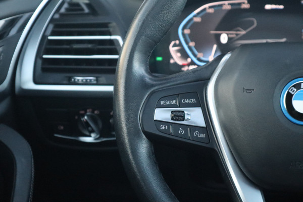 BMW X3 xDrive30e Business Edition Plus Pano Dak / Leder / 360 camera / HiFi /