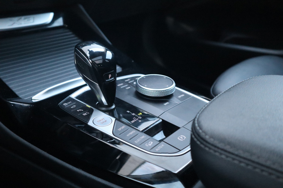 BMW X3 xDrive30e Business Edition Plus Pano Dak / Leder / 360 camera / HiFi /