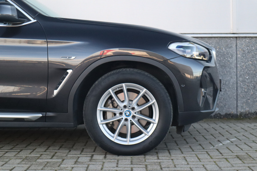 BMW X3 xDrive30e Business Edition Plus Pano Dak / Leder / 360 camera / HiFi /