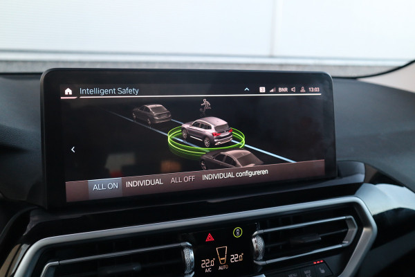 BMW X3 xDrive30e Business Edition Plus Pano Dak / Leder / 360 camera / HiFi /