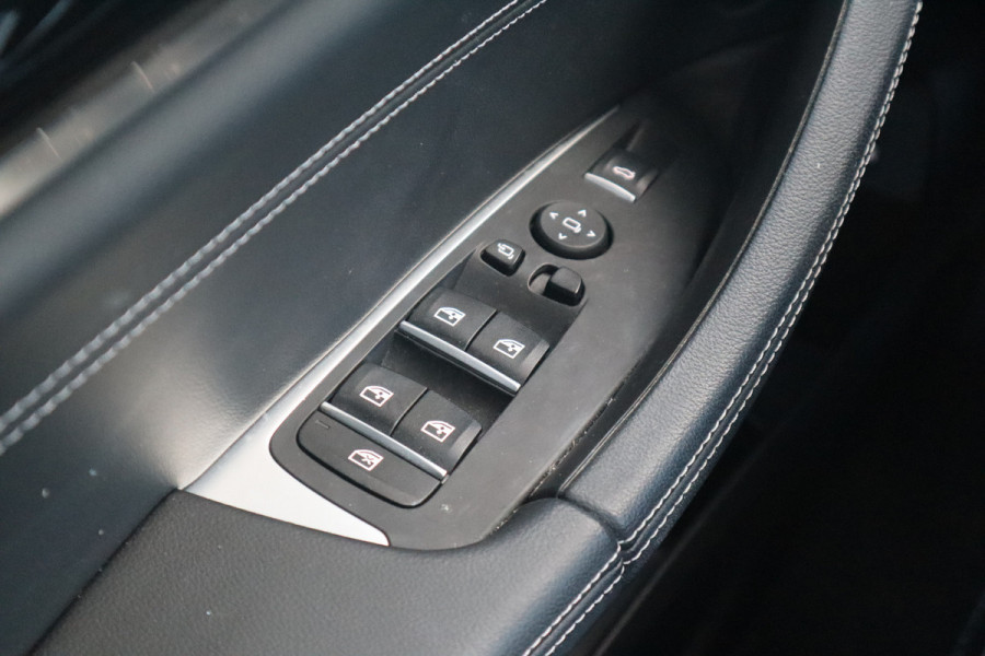 BMW X3 xDrive30e Business Edition Plus Pano Dak / Leder / 360 camera / HiFi /