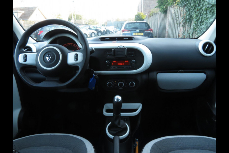 Renault Twingo 1.0 SCe Collection | 1e EIGENAAR | PARKEERSENSORS | AIRCO | DEALER ONDERHOUDEN | NAP |