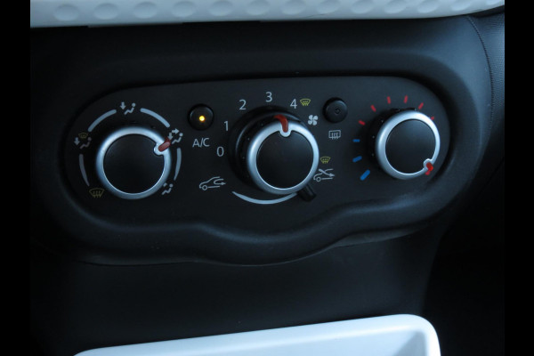 Renault Twingo 1.0 SCe Collection | 1e EIGENAAR | PARKEERSENSORS | AIRCO | DEALER ONDERHOUDEN | NAP |