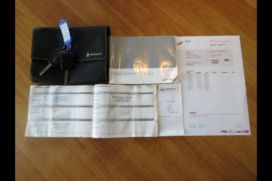 Renault Twingo 1.0 SCe Collection | 1e EIGENAAR | PARKEERSENSORS | AIRCO | DEALER ONDERHOUDEN | NAP |