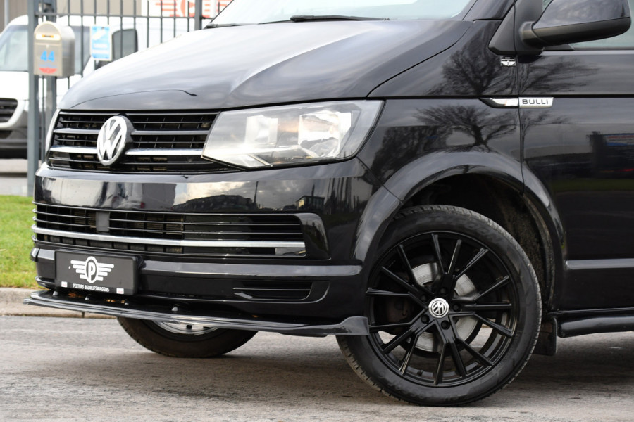 Volkswagen Transporter 2.0 TDI L1H1 Black Edition Cruise, Stoelverwarming, 150pk, Automaat, Sensoren, Trekhaak, Standkachel, Uniek!