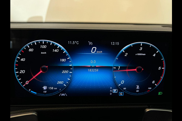 Mercedes-Benz GLB-Klasse 200d Van / AMG / 1e eig / Sfeerverlichting