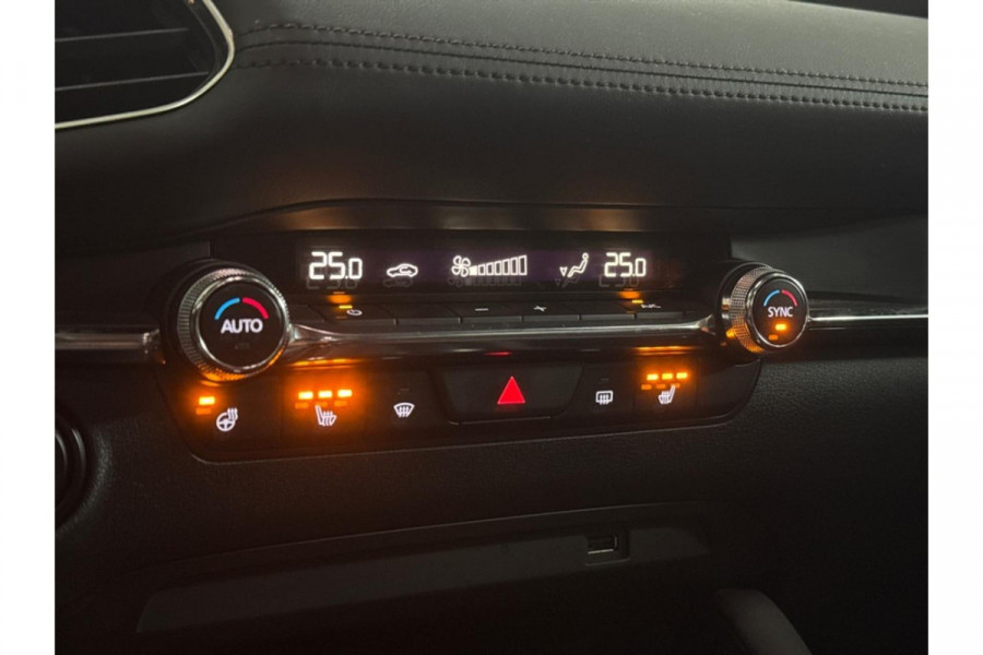 Mazda 3 2.0 e-SkyActiv-X M Hybrid 186 Comfort BOSE/LEER/APPLE CARPLAY