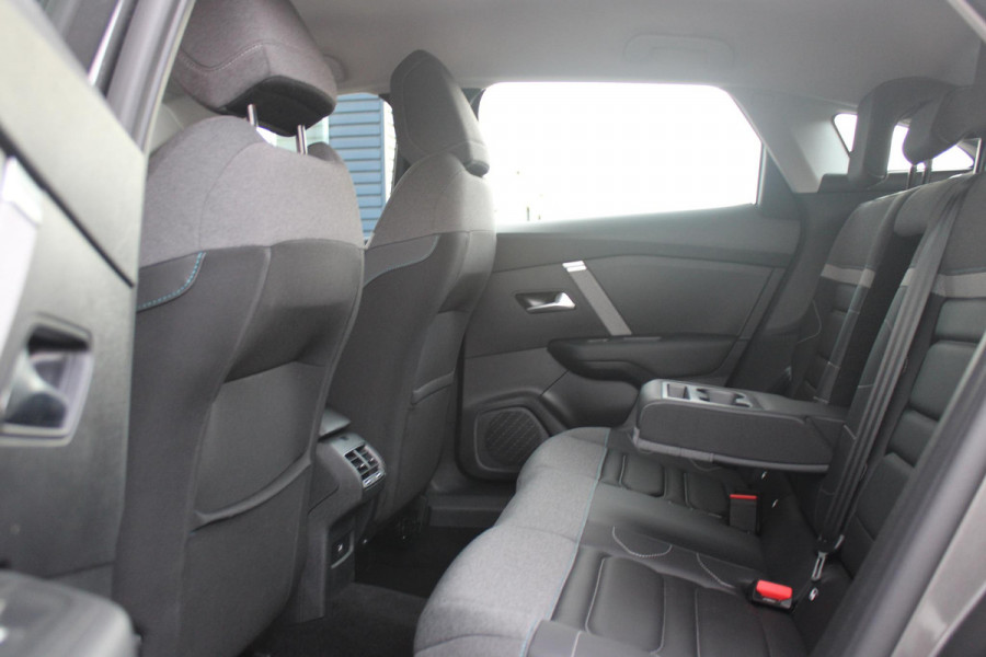 Citroën C4 1.2 Hybrid 145PK BUSINESS | KEYLESS ENTRY/START | DRAADLOZE APPLE CARPLAY/ANDROID AUTO | CLIMATE CONTROL | STOEL/VOORRUIT VERWARMING | ACHTERUITRIJ CAMERA | DAB+ RADIO | 18" LICHTMETALEN VELGEN |