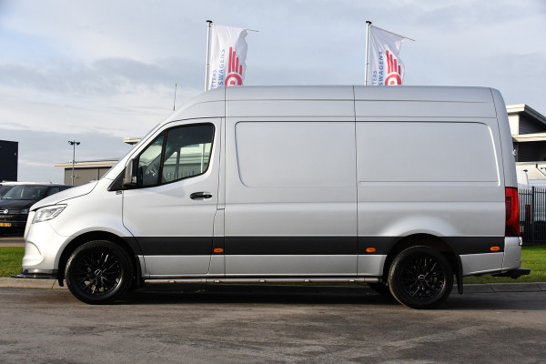 Mercedes-Benz Sprinter 316 2.2 CDI L2H2 PB Edition Full Options! 360 Camera, Cruise, LED, Carplay, Leder, 10,5'' Mbux, Stoelverwarming, NAVI, Automaat, Uniek!