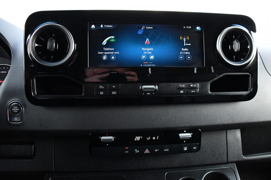 Mercedes-Benz Sprinter 316 2.2 CDI L2H2 PB Edition Full Options! 360 Camera, Cruise, LED, Carplay, Leder, 10,5'' Mbux, Stoelverwarming, NAVI, Automaat, Uniek!