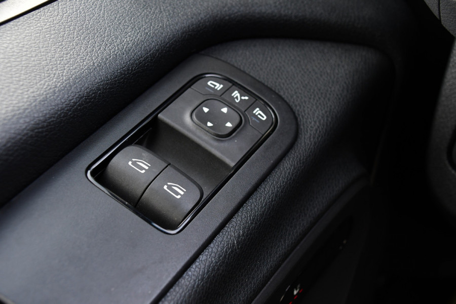 Mercedes-Benz Sprinter 316 2.2 CDI L2H2 PB Edition Full Options! 360 Camera, Cruise, LED, Carplay, Leder, 10,5'' Mbux, Stoelverwarming, NAVI, Automaat, Uniek!