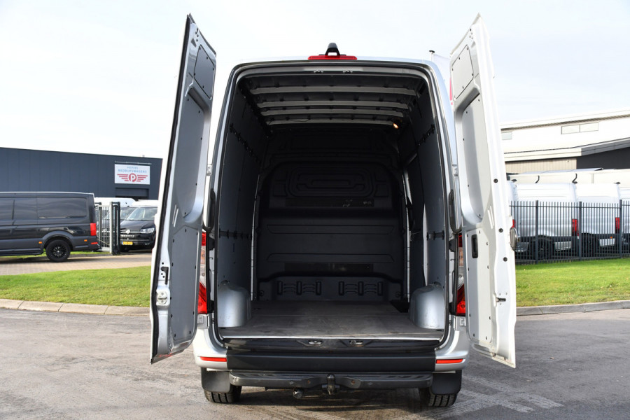 Mercedes-Benz Sprinter 316 2.2 CDI L2H2 PB Edition Full Options! 360 Camera, Cruise, LED, Carplay, Leder, 10,5'' Mbux, Stoelverwarming, NAVI, Automaat, Uniek!