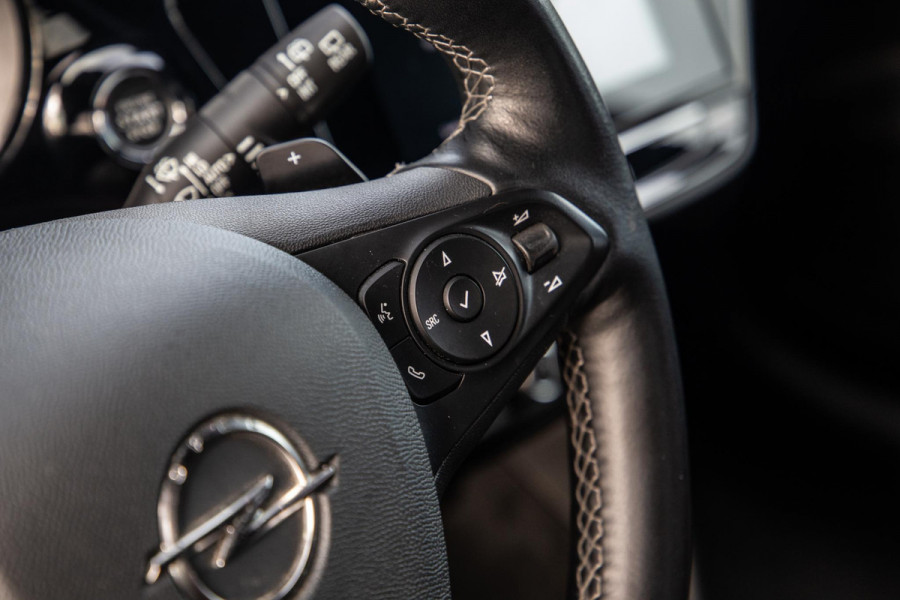 Opel Corsa 1.2 Turbo GS BLACK LINE / APPLE CARPLAY / AUTOMAAT / 360 CAMERA / STOELVERWARMING