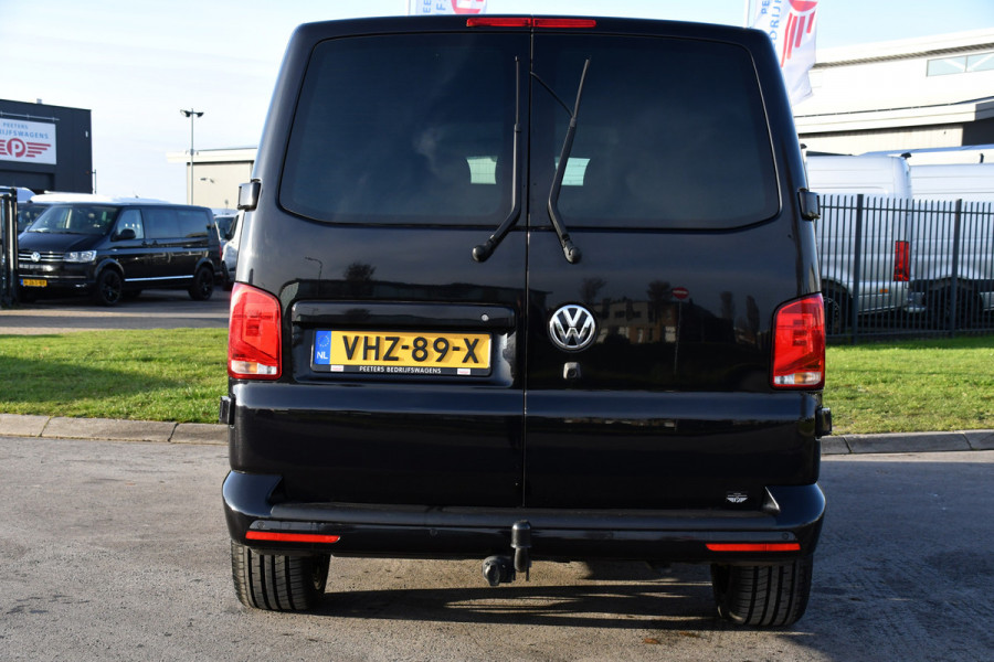 Volkswagen Transporter 2.0 TDI L2H1 30 DC Bulli Black Edition Virtual, Adaptie cruise, Camera, Carplay, 199pk, Sensoren, Automaat, Leder, Trekhaak, LED, 2 x Schuifdeur, Uniek!