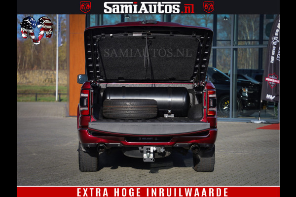 Dodge Ram 1500 Limited Night | Hemi 5.7 V8 4x4 | BOM VOL | Delmonico Red | Top Staat | Crew Cab | Dubbele Cabine | DC | 5 Persoons |