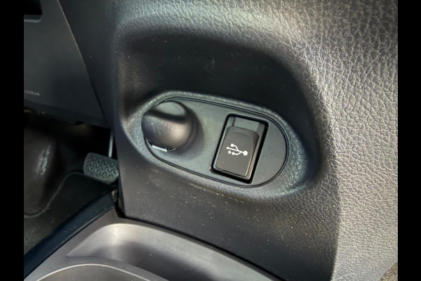 Toyota Yaris 1.5 Hybrid Bi-Tone 1e eigenaar, NAP, KeyLess, Camera