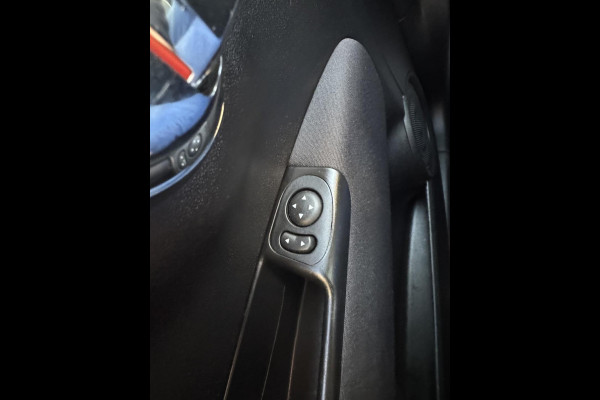 Fiat 500C CABRIO 1.0 Hybrid Lounge - Navigatie / Apple Carplay I Airco I PDC I Sport velgen I Dealer onderhouden