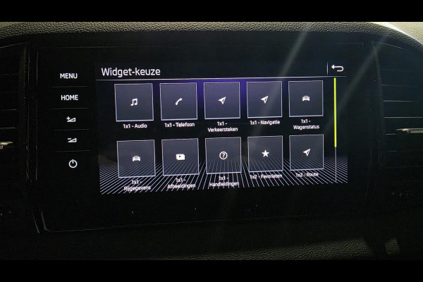 Škoda Karoq 1.5 TSI ACT Sportline | Pano | Carplay | Camera