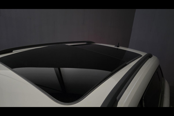 Škoda Karoq 1.5 TSI ACT Sportline | Pano | Carplay | Camera