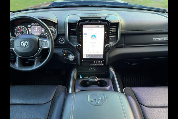 Dodge Ram 1500 5.7 V8 4x4 Laramie Night 22inch / PANO / LPG / NL-AUTO