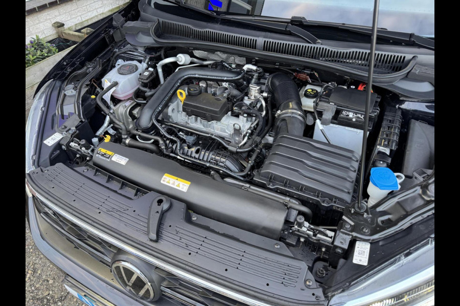 Volkswagen Taigo 1.0 TSI 3x R-Line DSG Matrix LED ACC 18 inch Camera LaneAssist Frontassist Garantie