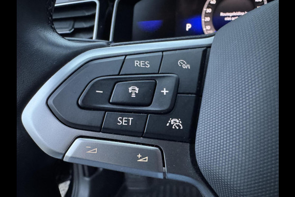 Volkswagen Taigo 1.0 TSI 3x R-Line DSG Matrix LED ACC 18 inch Camera LaneAssist Frontassist Garantie