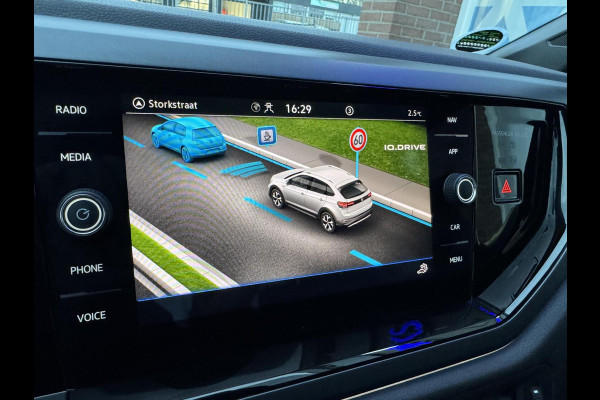 Volkswagen Taigo 1.0 TSI 3x R-Line DSG Matrix LED ACC 18 inch Camera LaneAssist Frontassist Garantie