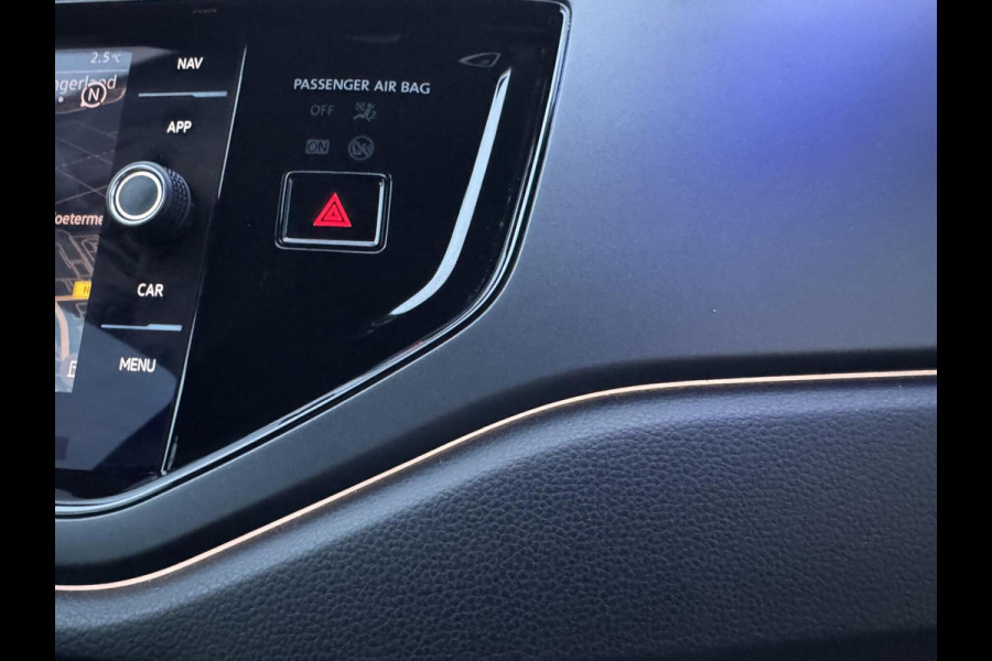 Volkswagen Taigo 1.0 TSI 3x R-Line DSG Matrix LED ACC 18 inch Camera LaneAssist Frontassist Garantie