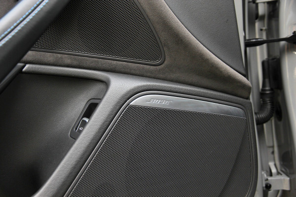 Audi A6 Avant 4.0 TFSI RS 6 quattro performance Pro Line Plus | Pano | Keramisch | Head-up | ACC | Topview