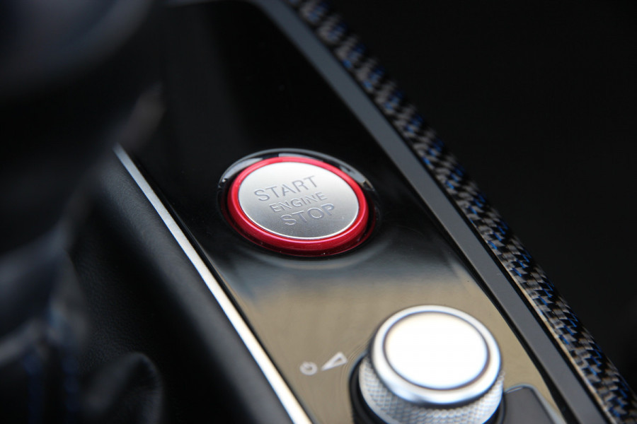 Audi A6 Avant 4.0 TFSI RS 6 quattro performance Pro Line Plus | Pano | Keramisch | Head-up | ACC | Topview