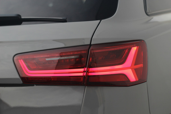 Audi A6 Avant 4.0 TFSI RS 6 quattro performance Pro Line Plus | Pano | Keramisch | Head-up | ACC | Topview