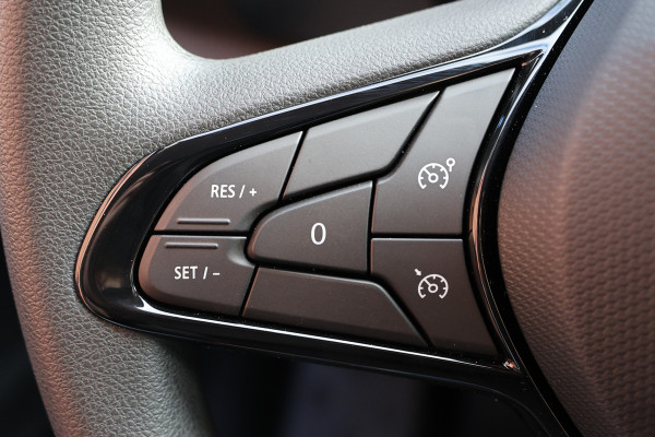 Renault Trafic 2.0 dCi 150 PK DC | CarPlay | PDC | Cruise control | Lane Assist | DAB | 6-Zitter | Keyless go | Spoilerkit | BPM Vrij | Dubbel Cabine | Fabrieksgarantie