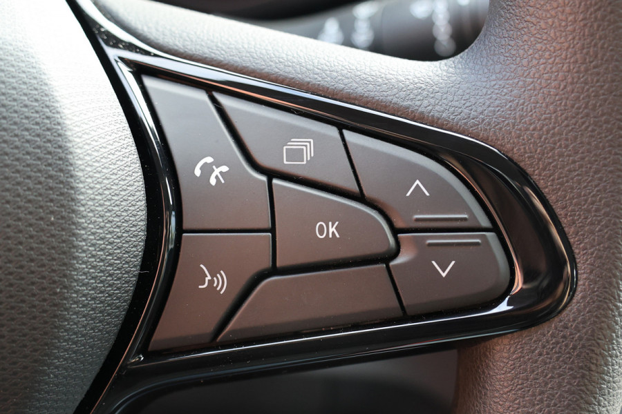 Renault Trafic 2.0 dCi 150 PK DC | CarPlay | PDC | Cruise control | Lane Assist | DAB | 6-Zitter | Keyless go | Spoilerkit | BPM Vrij | Dubbel Cabine | Fabrieksgarantie