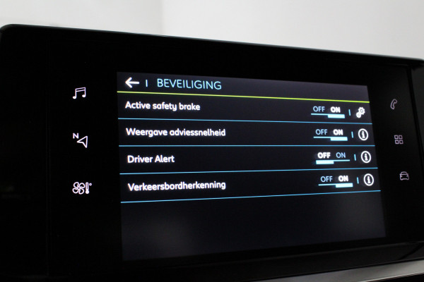 Peugeot e-2008 EV Active Pack 50 kWh > 11kW lader/LED/Navi/DAB+/Cruise control...