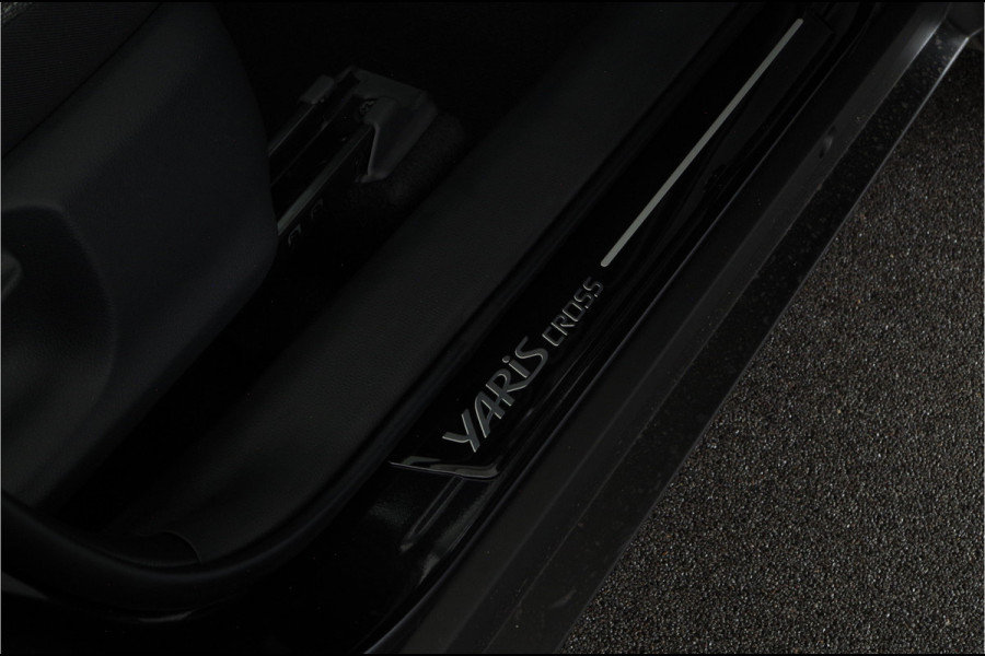 Toyota Yaris Cross 1.5 Hybrid 130pk Teamplayer Design > Camera/Zwart/Winterpakket/2025 | 3587 | Lease ook mogelijk!