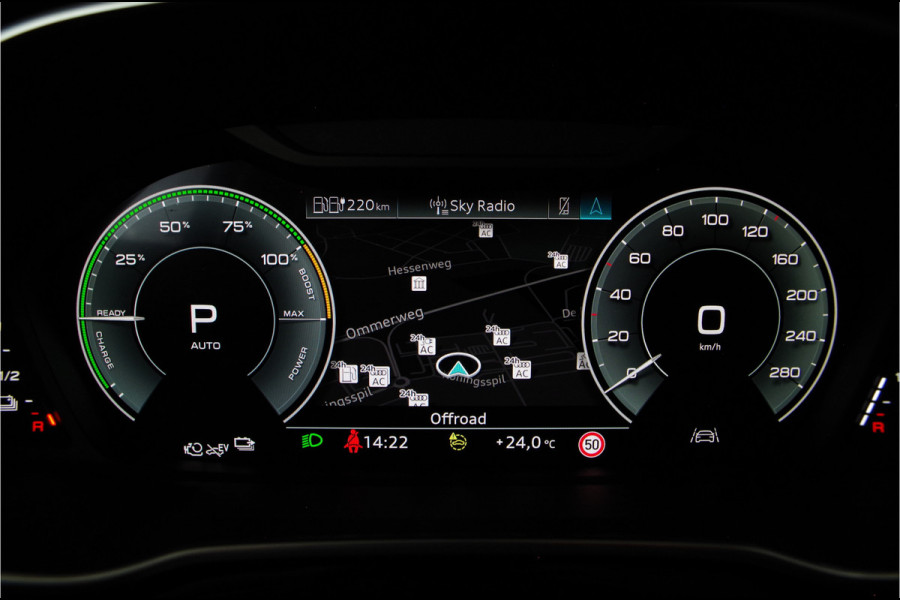 Audi Q3 45 TFSI e edition > 245pk/Leer/19inch/keyless/Stoelverwarming/Plug in-hybride...