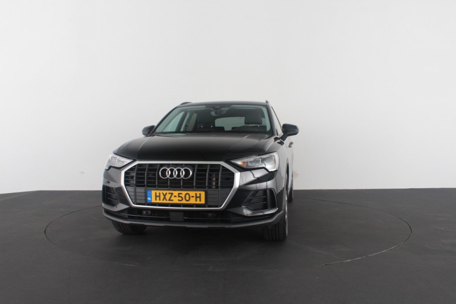 Audi Q3 45 TFSI e edition > 245pk/Leer/19inch/keyless/Stoelverwarming/Plug in-hybride...