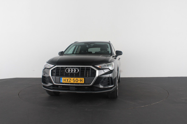 Audi Q3 45 TFSI e edition > 245pk/Leer/19inch/keyless/Stoelverwarming/Plug in-hybride...