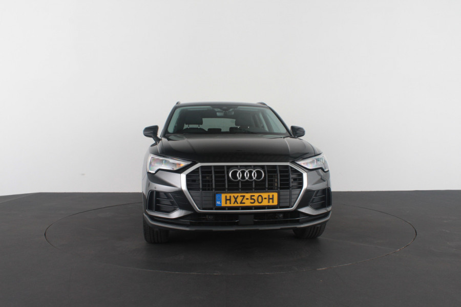 Audi Q3 45 TFSI e edition > 245pk/Leer/19inch/keyless/Stoelverwarming/Plug in-hybride...