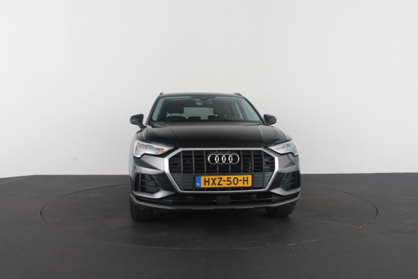 Audi Q3 45 TFSI e edition > 245pk/Leer/19inch/keyless/Stoelverwarming/Plug in-hybride...