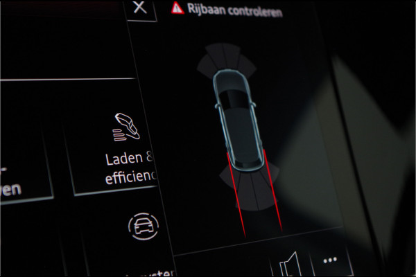 Audi Q3 45 TFSI e edition > 245pk/Leer/19inch/keyless/Stoelverwarming/Plug in-hybride...