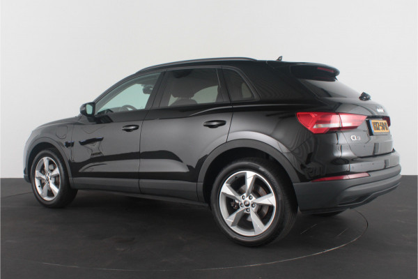 Audi Q3 45 TFSI e edition > 245pk/Leer/19inch/keyless/Stoelverwarming/Plug in-hybride...